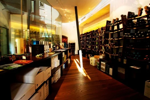 Blick in die Weinbar der kost.bar